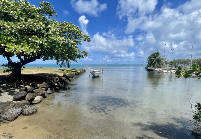 Bangalô em Uturoa - RAIATEA - Orion Pool Bungalow