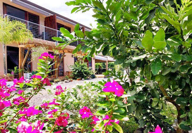 Villa em Punaauia - TAHITI HILLS LODGE - 16 pers