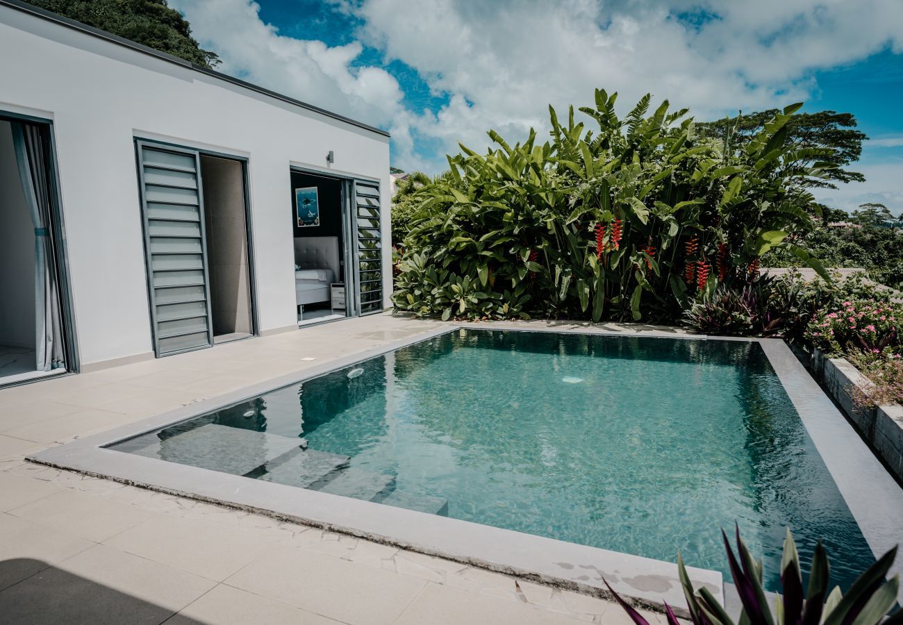 Villa em Vaitape - BORA - La Dolce Villa