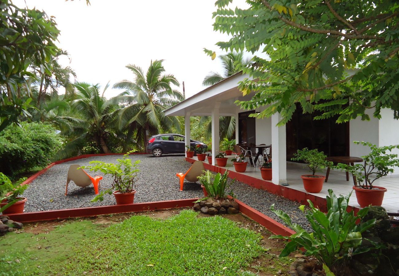 Ferienhaus in Huahine-Nui - HUAHINE - Villa Maroe Bay + voiture + bateau