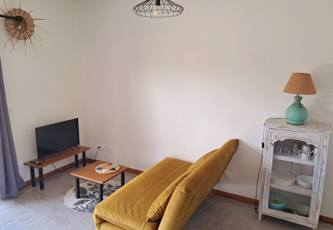 House in Paopao - MOOREA - Paopao Pool Mountain House in Paopao - MOOREA - Paopao Pool Mountain