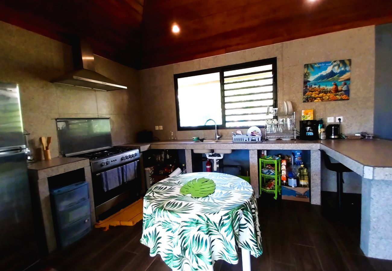House in Maatea - MOOREA - Manihini Beach Fare