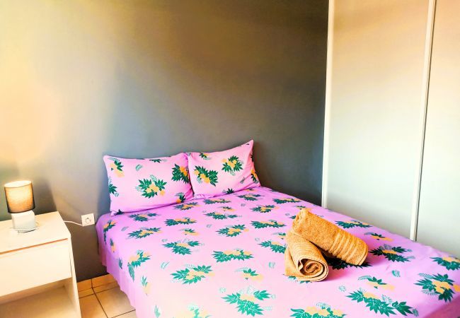 Bungalow en Haapiti - MOOREA - Fare Taina Iti Bungalow en Haapiti - MOOREA - Fare Taina Iti