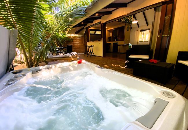 Bungalow en Pihaena - MOOREA - The SERENITY Creek spa