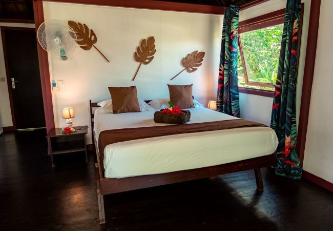 Bungalow en Haamene - TAHAA - Fare APE Bay Bungalow en Haamene - TAHAA - Fare APE Bay