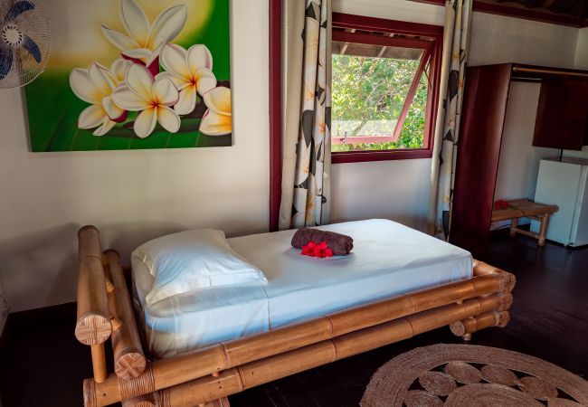 Bungalow en Haamene - TAHAA - Fare TIPANIER Bungalow en Haamene - TAHAA - Fare TIPANIER