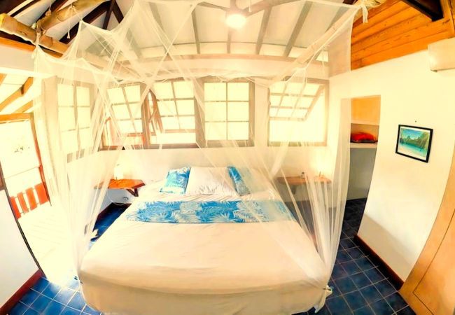 Bungalow en Opoa - RAIATEA - Hotopuu Tipanier Family Bungalow en Opoa - RAIATEA - Hotopuu Tipanier Family