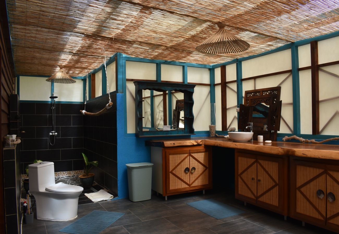 Bungalow en Temae - MOOREA - Painapo Ninamu