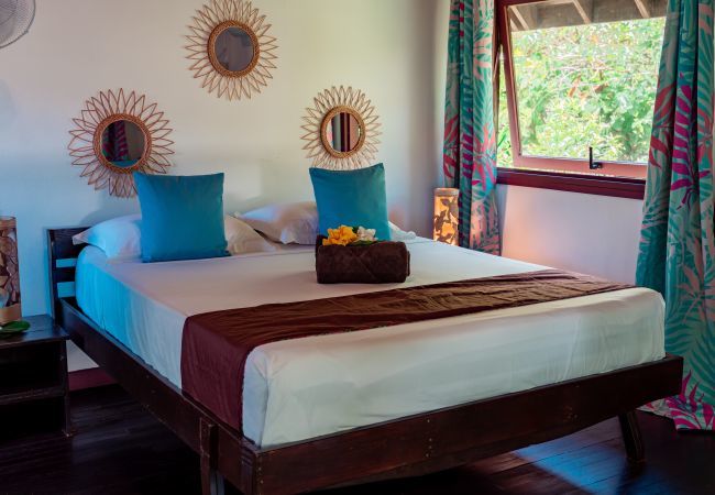 Bungalow a Haamene - TAHAA - Fare MOTOÏ Bay Bungalow a Haamene - TAHAA - Fare MOTOÏ Bay