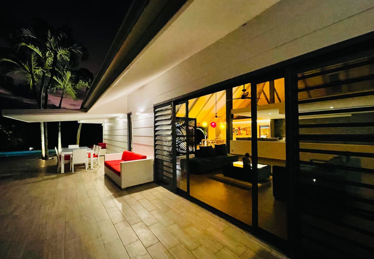 Villa a Nunue - BORA - Villa Reva Luxury