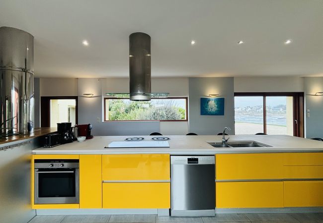 Villa à Ploemeur - BRETAGNE - La Villa Littorine 13p, Kerroc'h Plage Villa à Ploemeur - BRETAGNE - La Villa Littorine 13p, Kerroc'h Plage