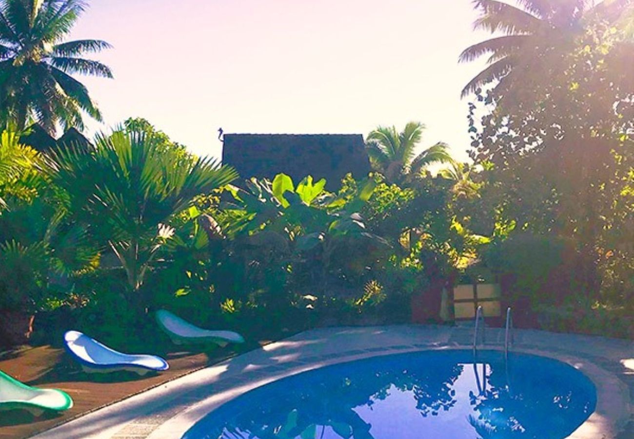 Bungalow à Afaahiti - TAHITI - Onatea Beach & Pool