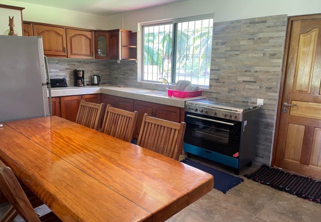 Casa em Huahine-Nui - HUAHINE - Villa Toru Maroe Bay 7 pers Casa em Huahine-Nui - HUAHINE - Villa Toru Maroe Bay 7 pers