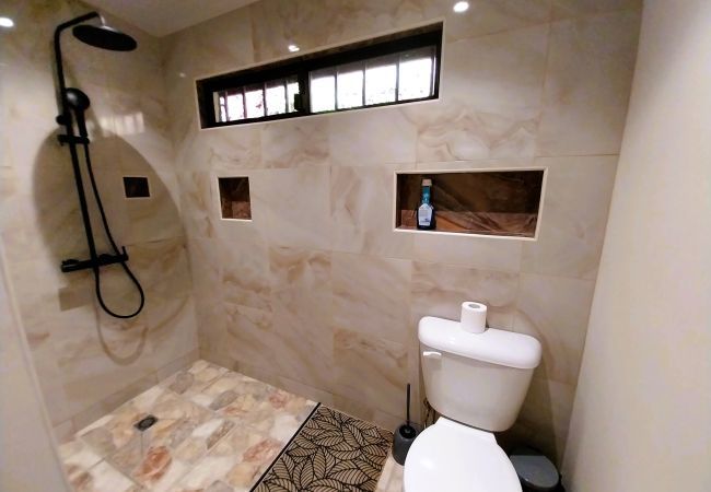 Casa em Pirae - TAHITI - Vetea POOL Fare Casa em Pirae - TAHITI - Vetea POOL Fare