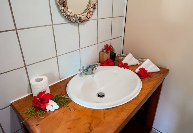 Bungalow em Haamene - TAHAA - Fare APE Bay Bungalow em Haamene - TAHAA - Fare APE Bay