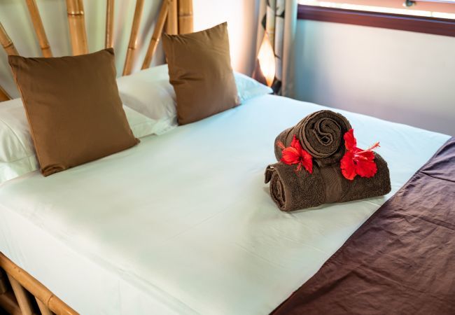 Bungalow em Haamene - TAHAA - Fare TIPANIER Bungalow em Haamene - TAHAA - Fare TIPANIER