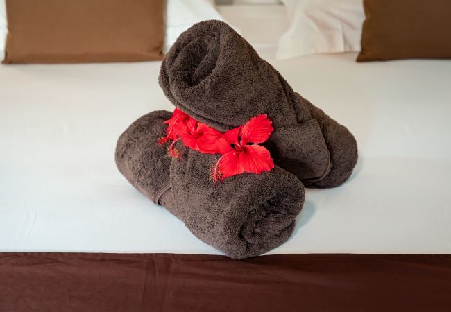 Bungalow em Haamene - TAHAA - Fare OPUHI Bay Bungalow em Haamene - TAHAA - Fare OPUHI Bay