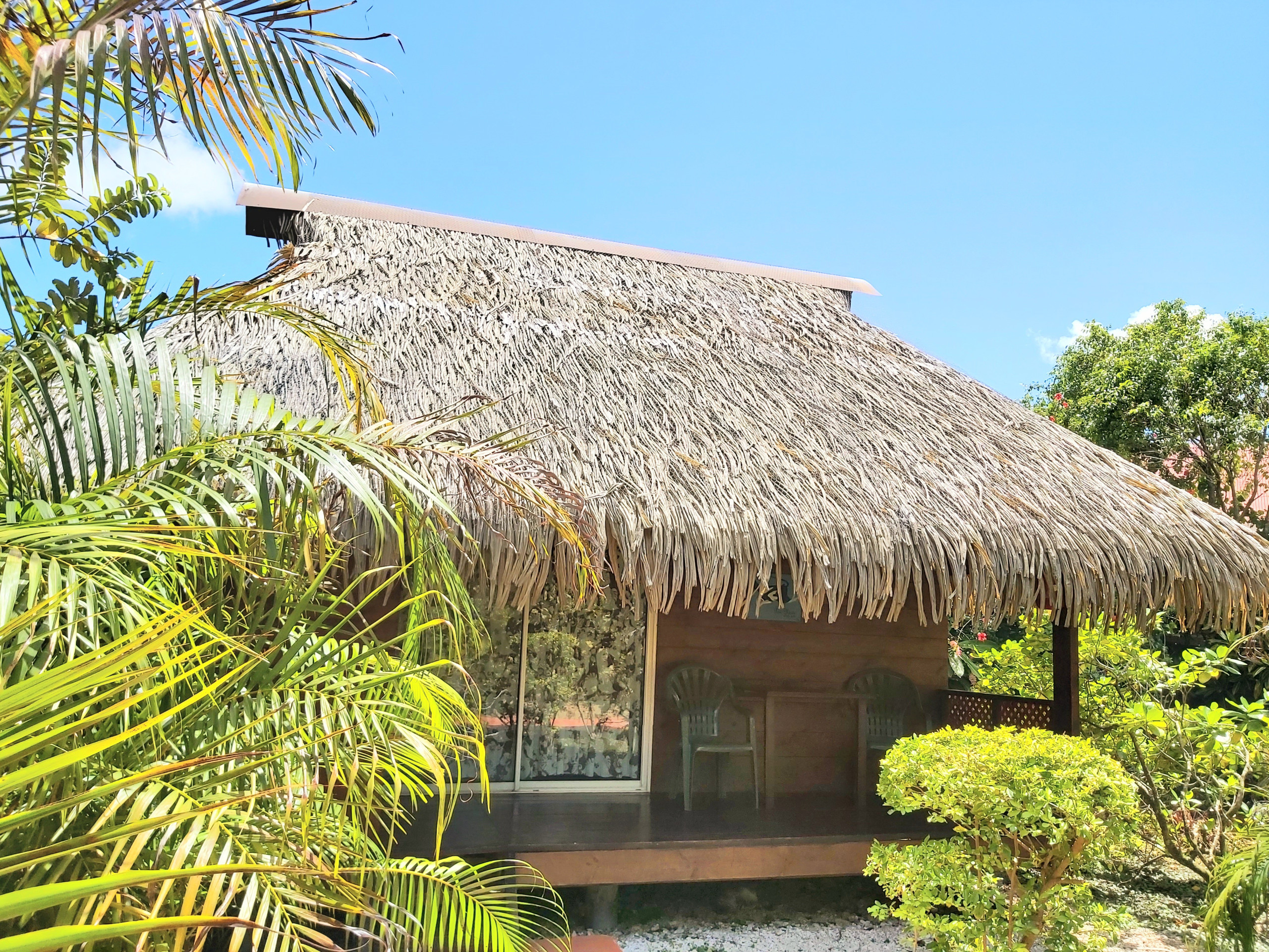 Bungalow familiar tradicional, Ilha Huahine, Polinésia