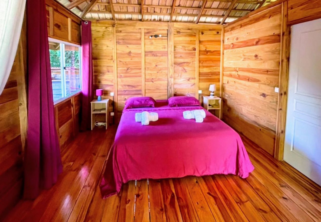 Bungalow em Uturoa - RAIATEA - Orion Pool Bungalow