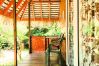 Rent by room in Fare - HUAHINE - Bungalow Picasso Rent by room in Fare - HUAHINE - Bungalow Picasso