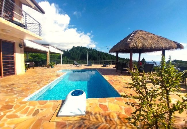 Villa in Punaauia - TAHITI HILLS LODGE -  12 pers