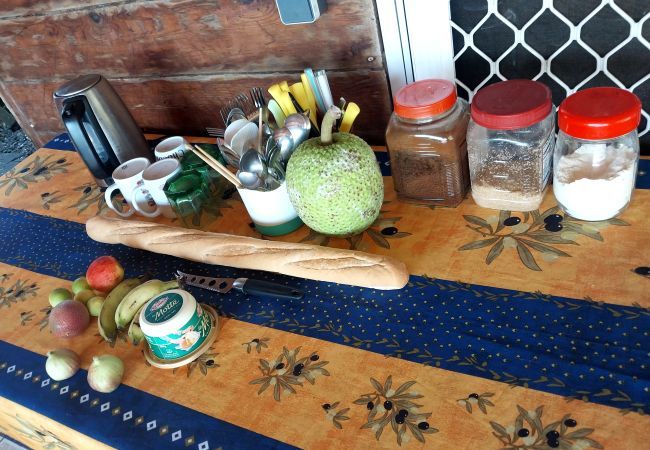 Rent by room in Arue - TAHITI - Matavai Bay Spirit Rent by room in Arue - TAHITI - Matavai Bay Spirit