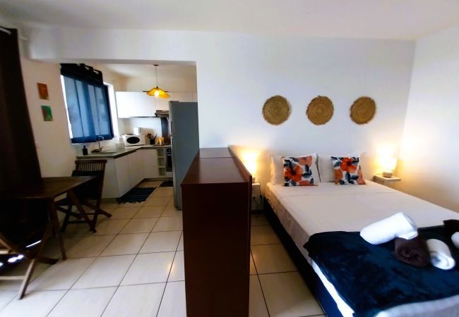 Studio in Faa´a - TAHITI - Ninamu Pool Studio Studio in Faa´a - TAHITI - Ninamu Pool Studio