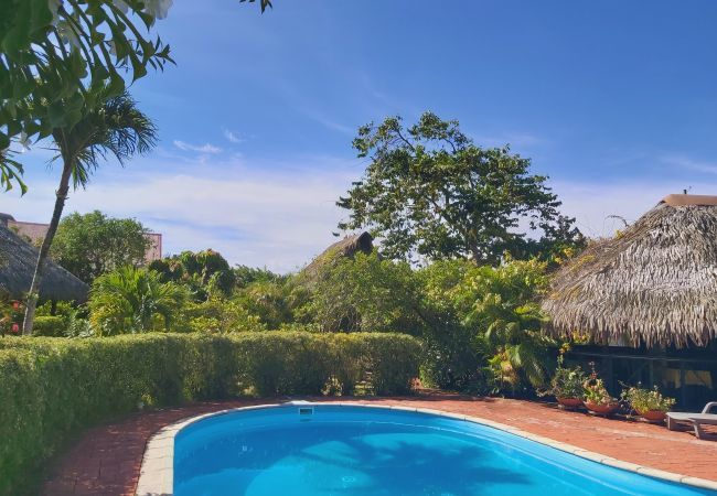 Rent by room in Fare - HUAHINE - Bungalow Napoleon Rent by room in Fare - HUAHINE - Bungalow Napoleon