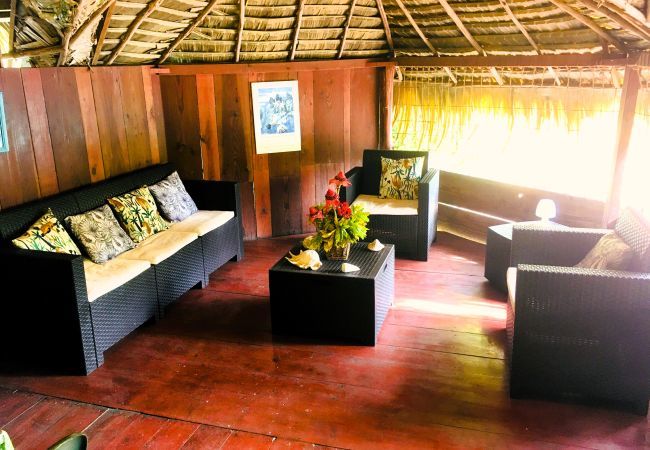 Rent by room in Fare - HUAHINE - Bungalow Picasso Rent by room in Fare - HUAHINE - Bungalow Picasso