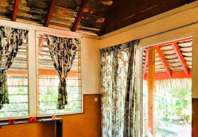 Rent by room in Fare - HUAHINE - Bungalow Saumon des Dieux Rent by room in Fare - HUAHINE - Bungalow Saumon des Dieux