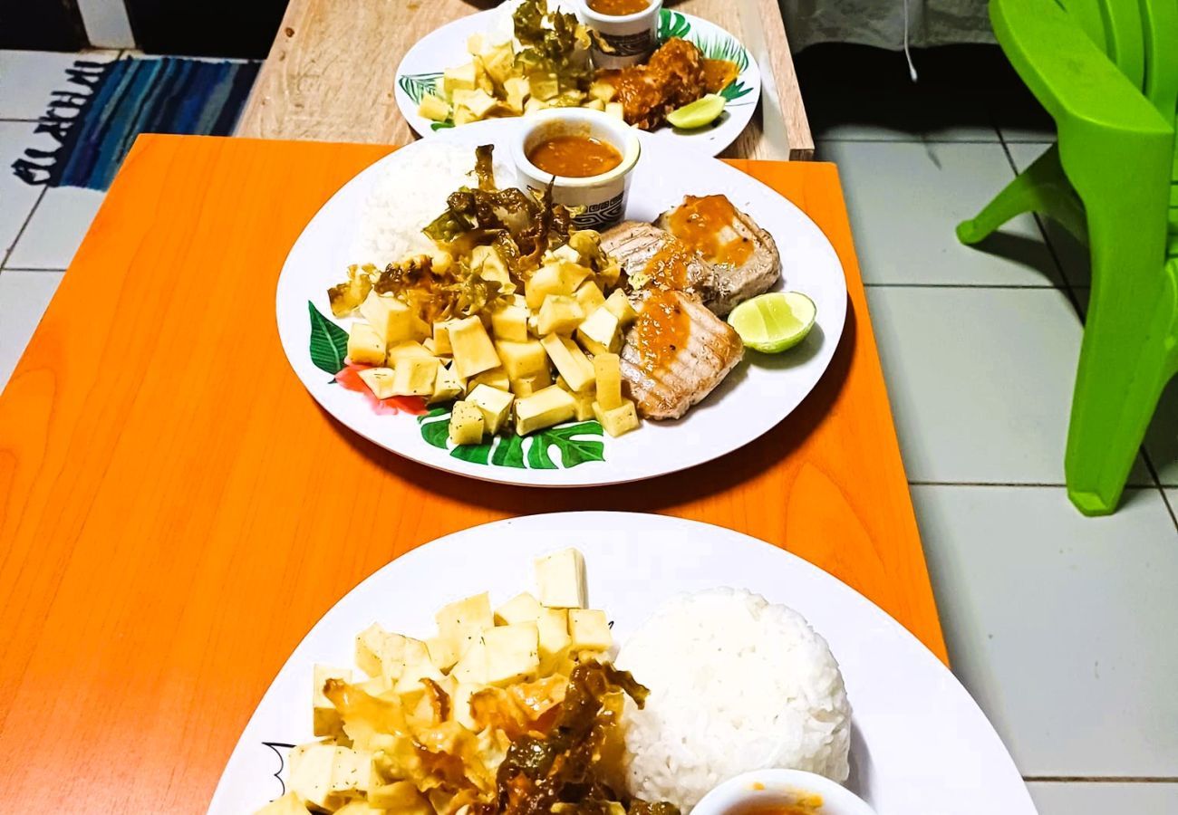 Rent by room in Taiohae - NUKU HIVA - Te Reo Nuku Hoe